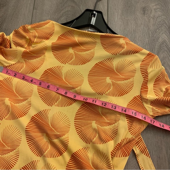 Y2K vtg Diane von furstenberg DVF jill wrap top - Picture 5 of 6